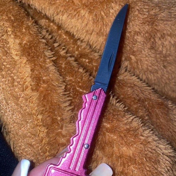 Personal safety tool 🦋 - Picture 2 of 2